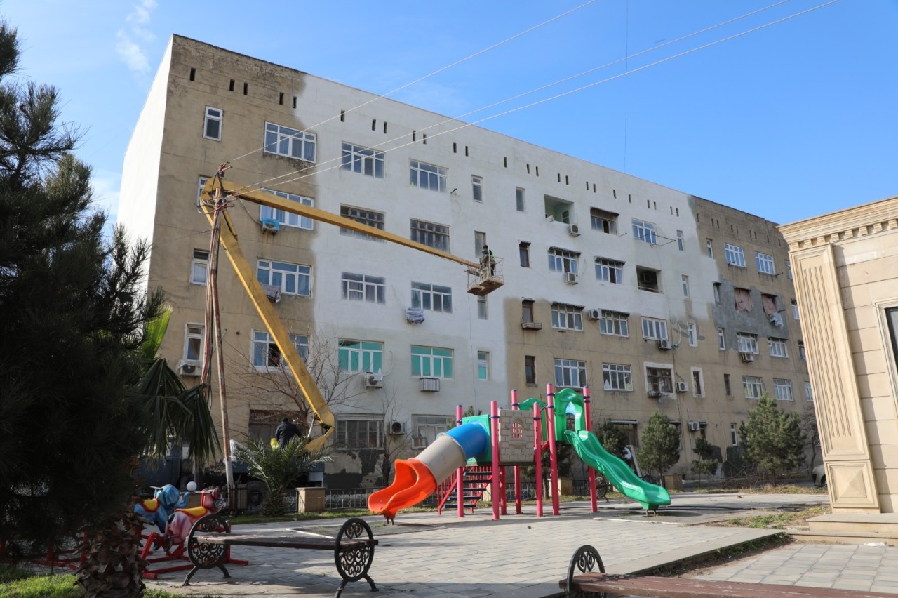 Suraxanıda genişmiqyaslı abadlıq və təmizlik işləri aparılır - FOTOLAR